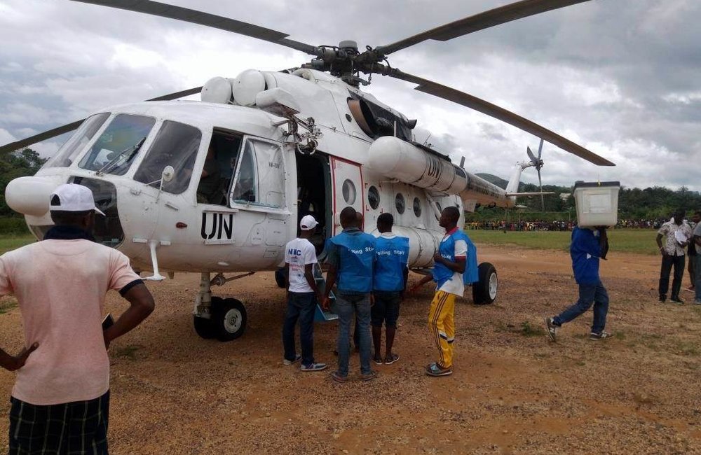 UNMIL assisting NEC on airlifting voting material in remote areas of Liberia in support to the Presidential and House of Representative Elections 2017. ©UNMIL Photo: UNMIL Aviation Unit